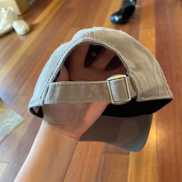 Game of Thrones house of Stark grey fitted cap - Picture 4 of 4